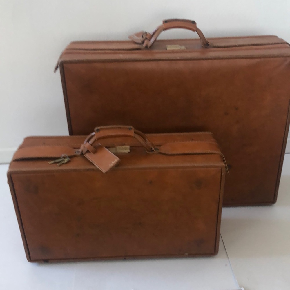 Hartmann tan pleather hard case set 2pc with keys